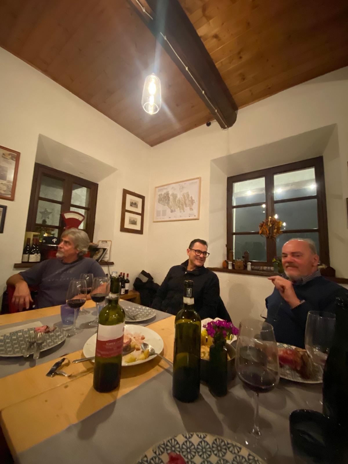 954ea261 7bef 4948 a359 e1309de390fd