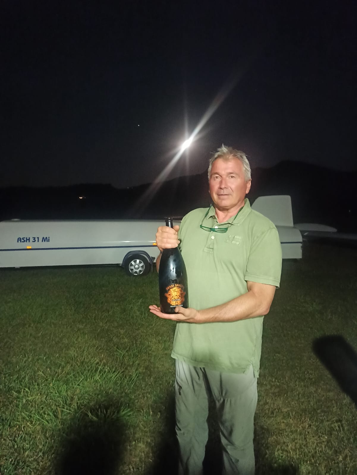 D5cc8469 fc15 438b 99cf f5ac30c24774